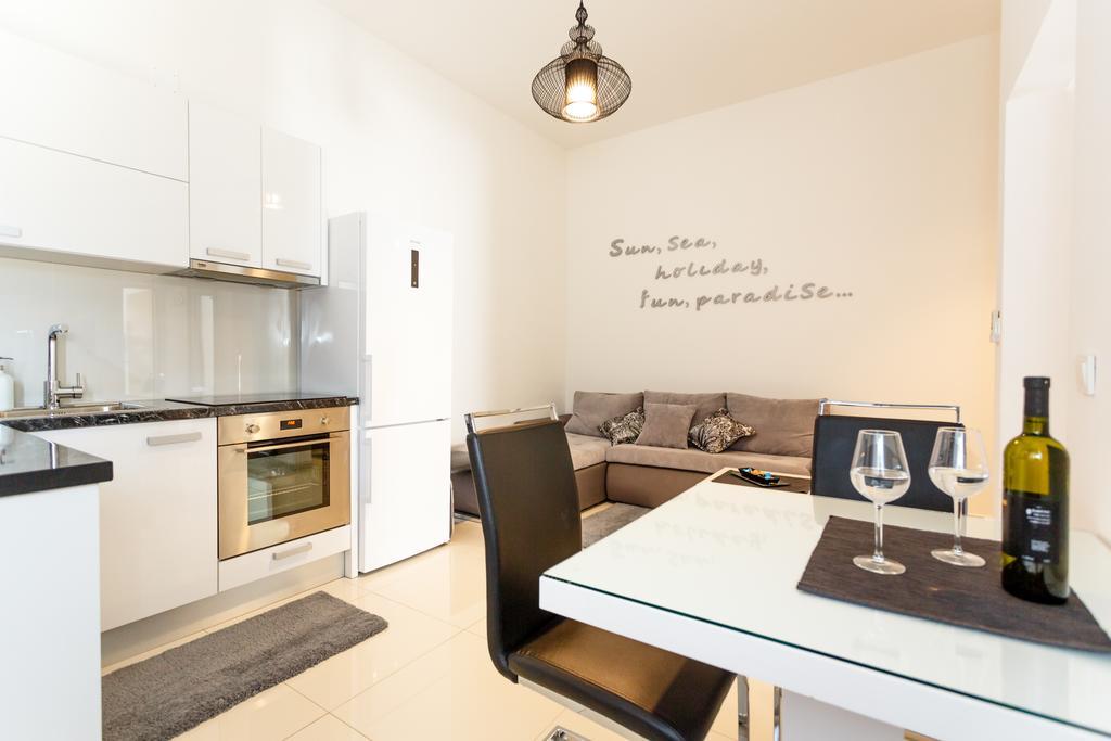 Apartments Petra Krk 크르크 외부 사진