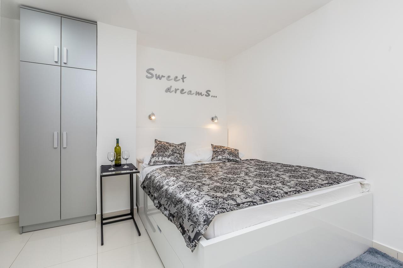 Apartments Petra Krk 크르크 외부 사진