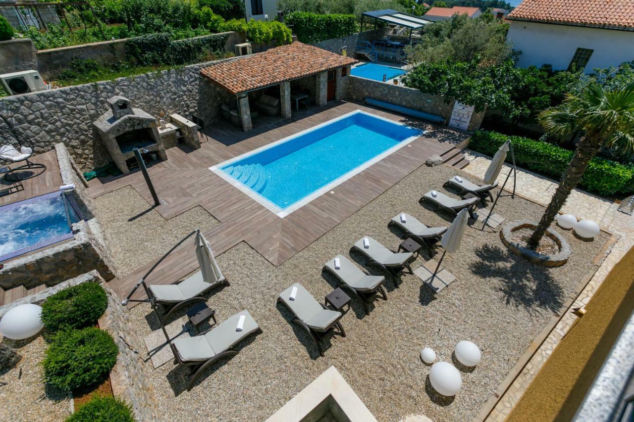 Apartments Petra Krk 크르크 외부 사진